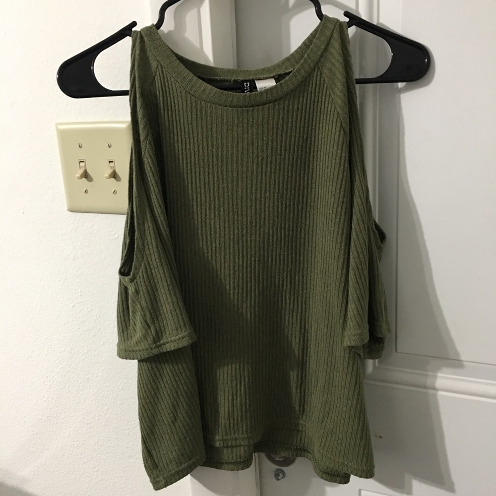 Cut-out Shoulder Top